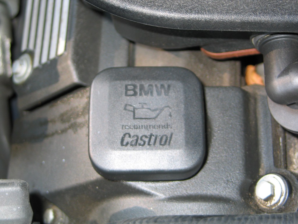 S62oilchange04.jpg